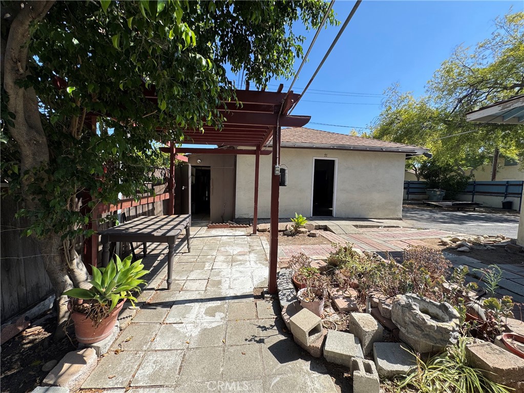 main property photo 33