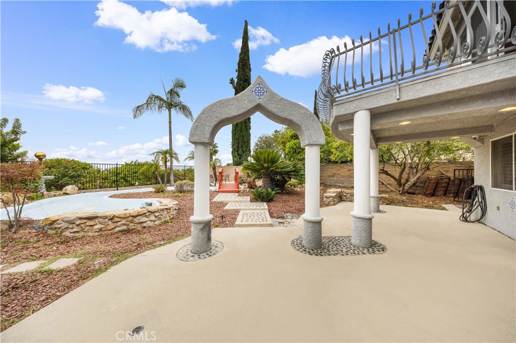 main property photo 59