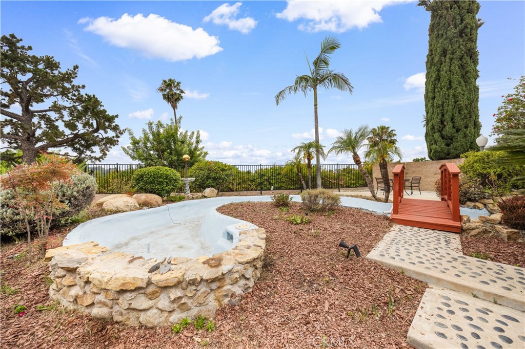 main property photo 60