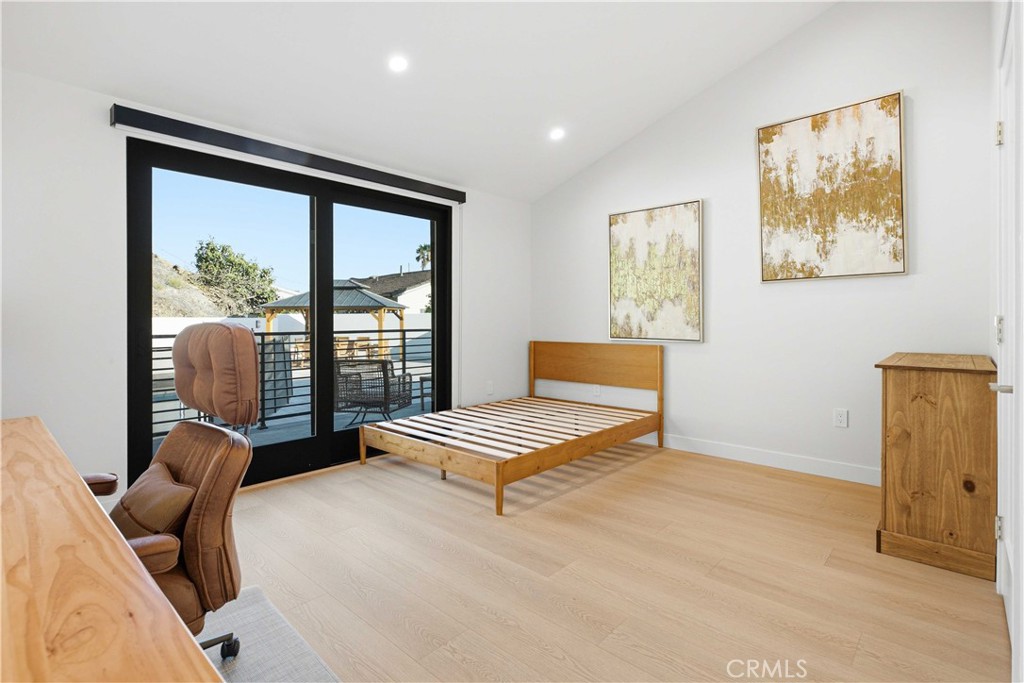 main property photo 61