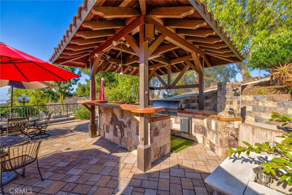 main property photo 59