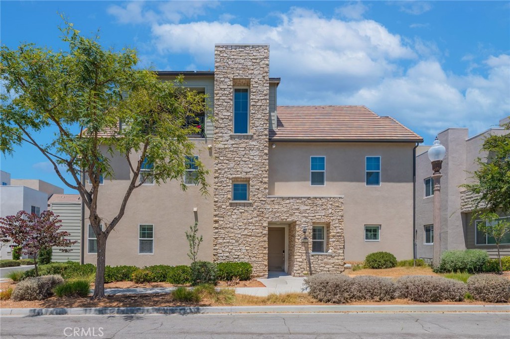 main property photo 47