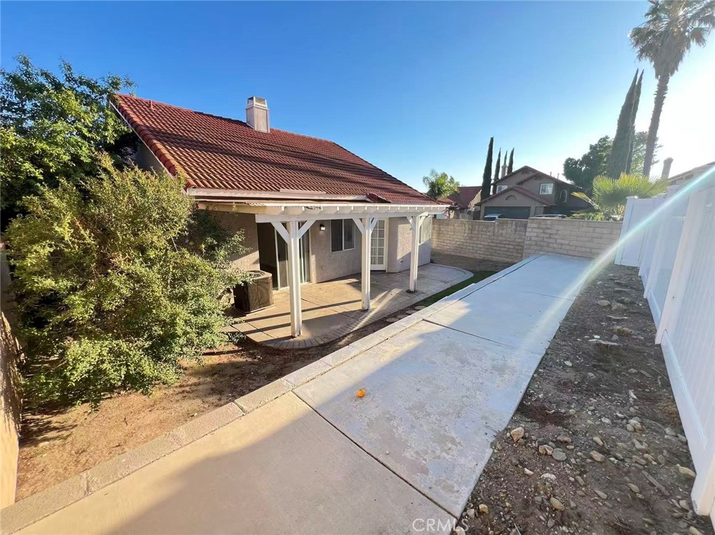 main property photo 12