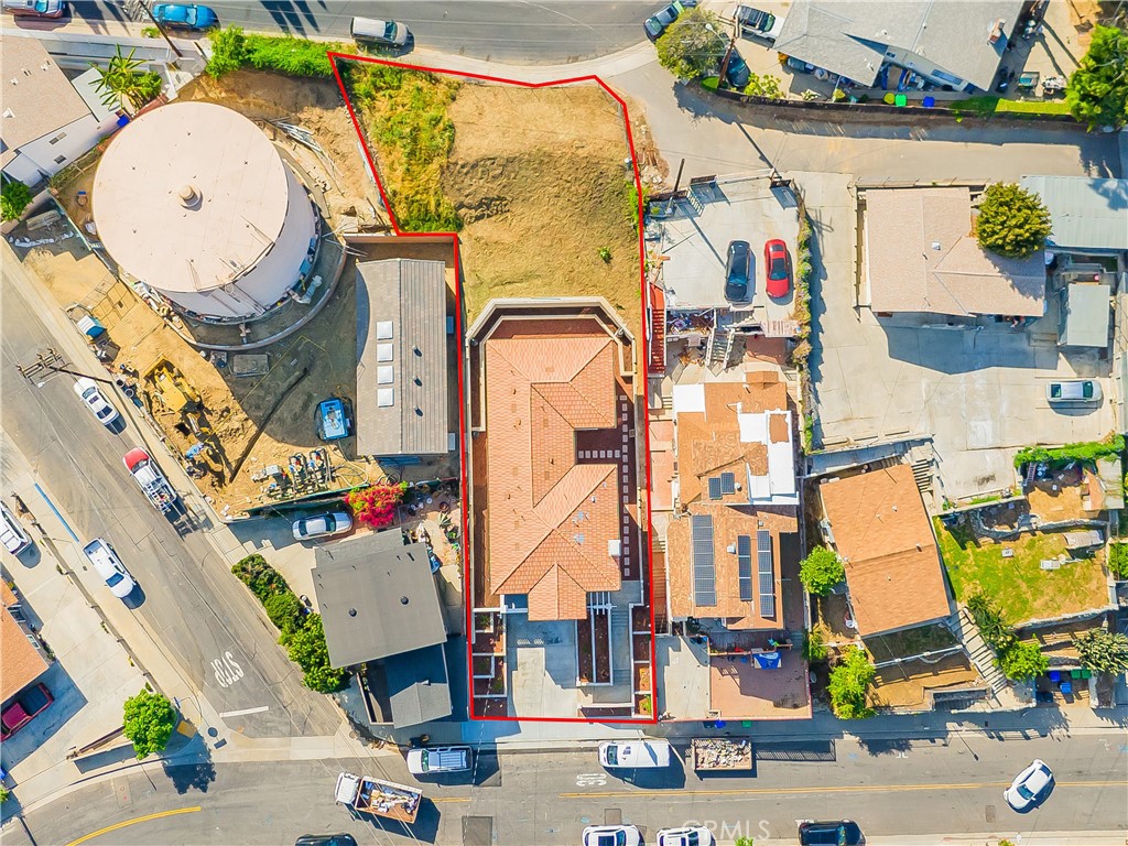 main property photo 47