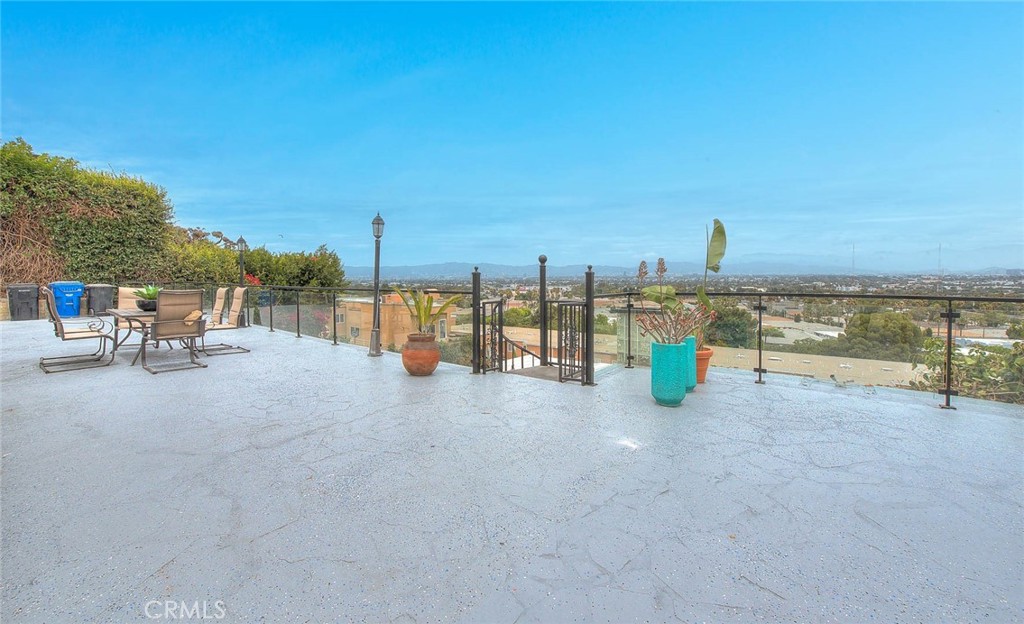 main property photo 68