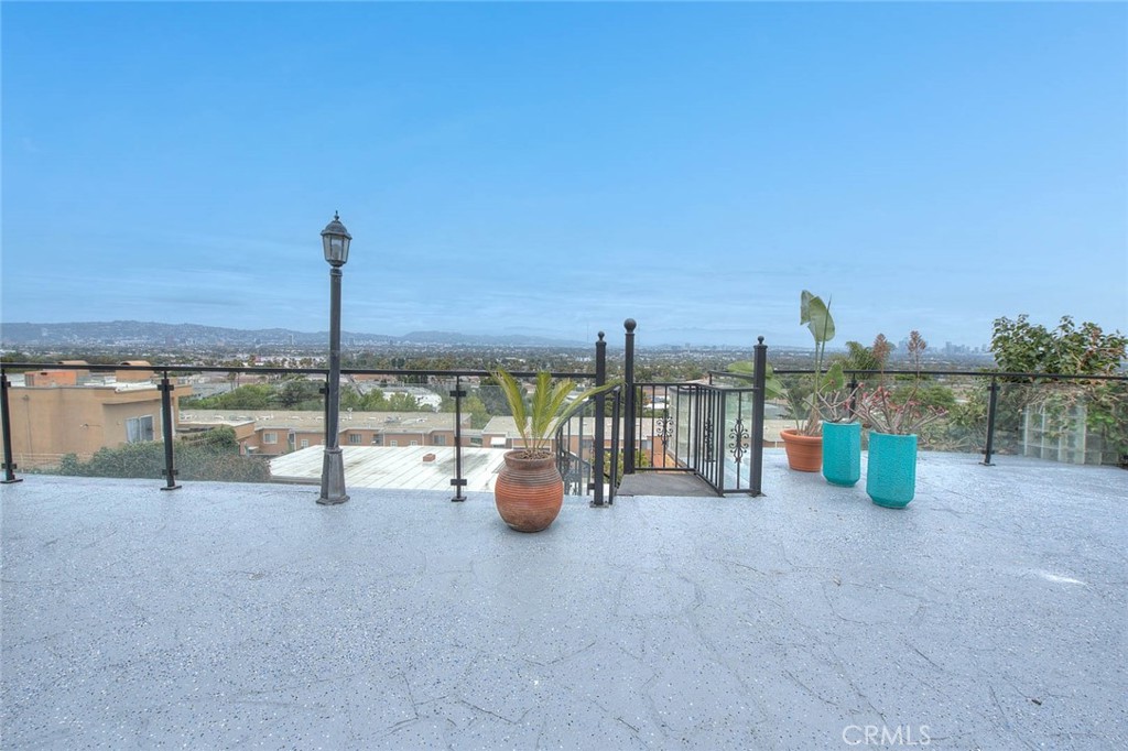 main property photo 70