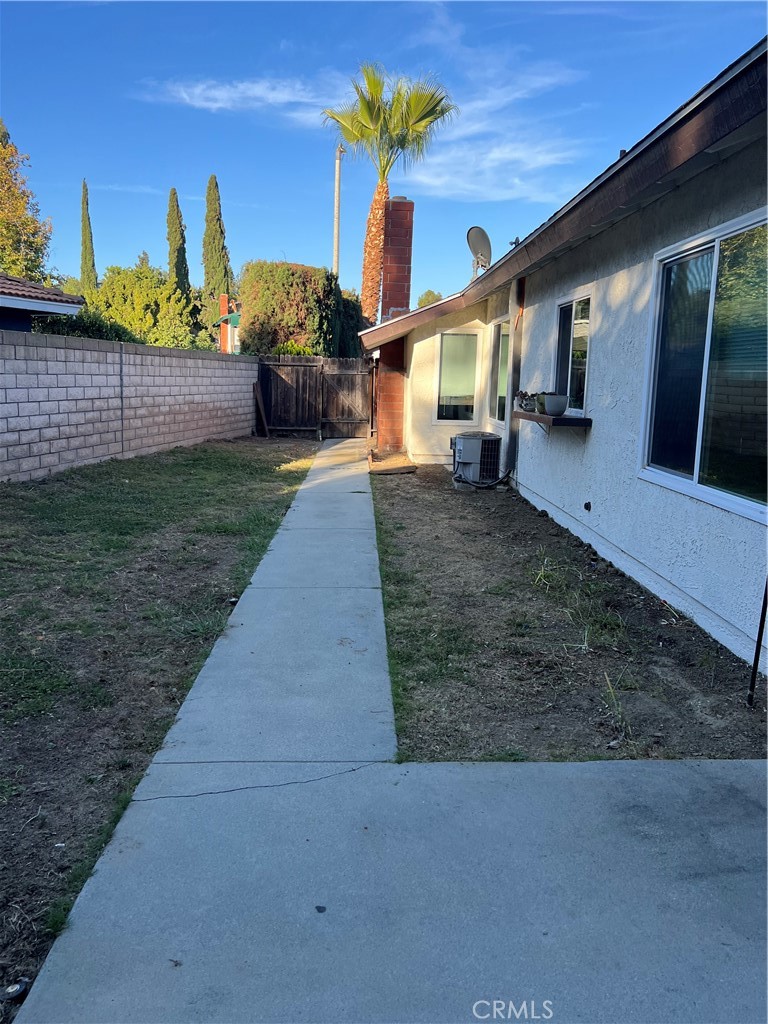 main property photo 24