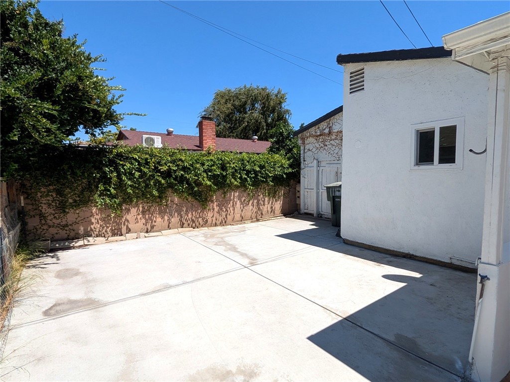 main property photo 20