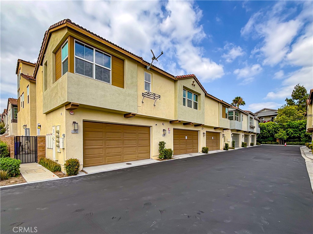 main property photo 54