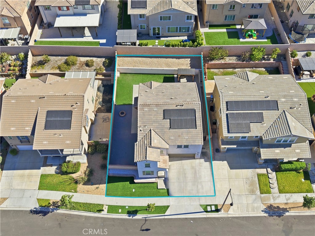 main property photo 31