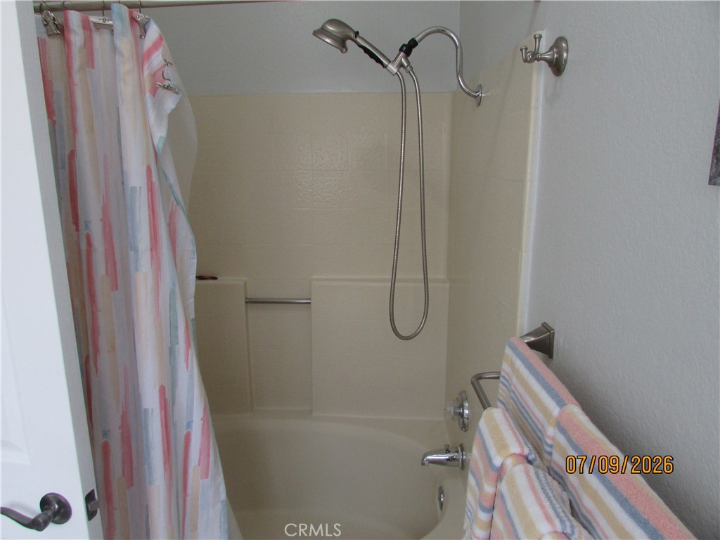 main property photo 25
