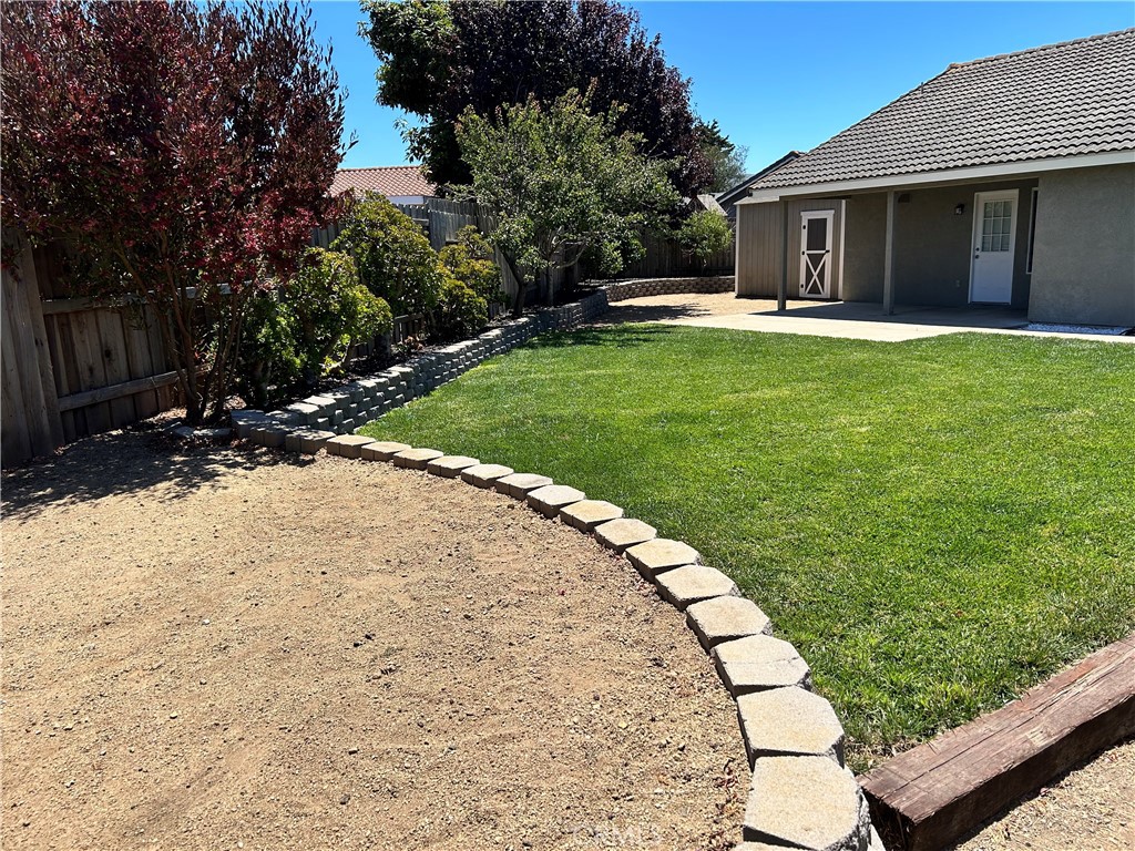 main property photo 18
