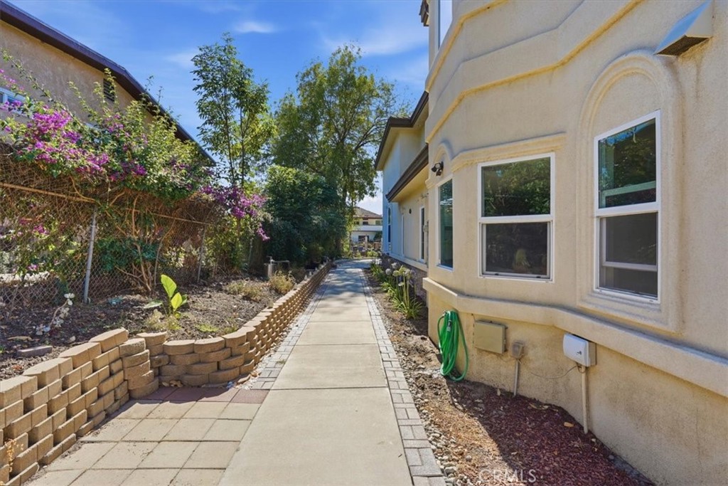 main property photo 66