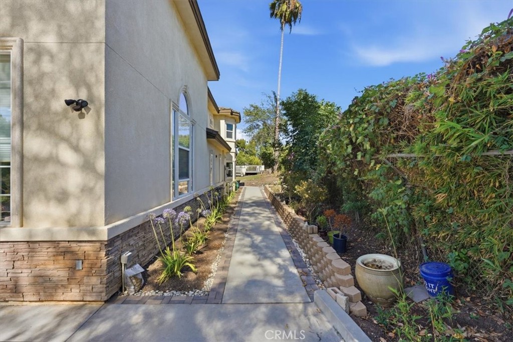 main property photo 67