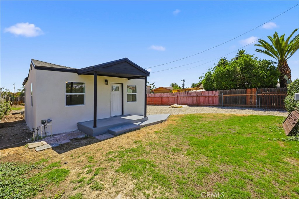 main property photo 5