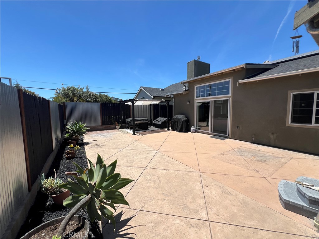 main property photo 20