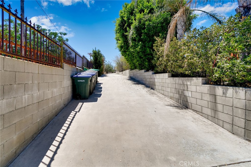 main property photo 22