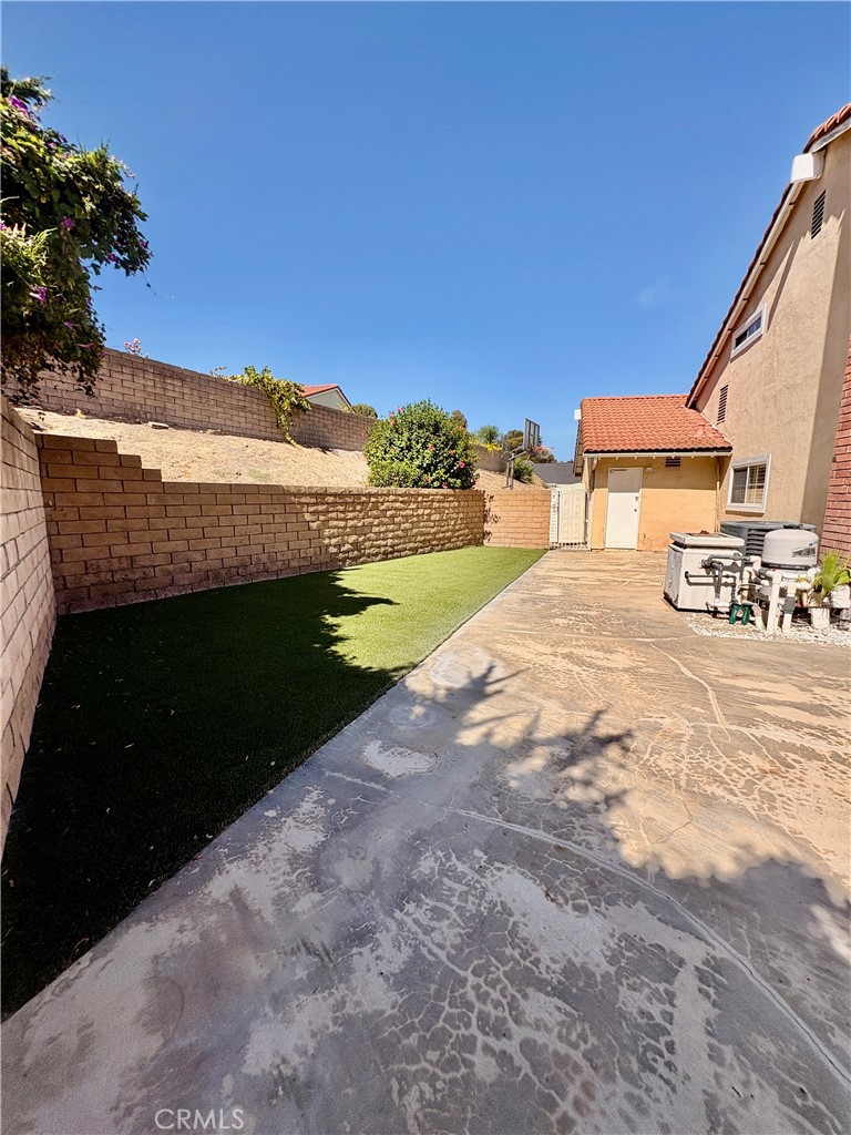 main property photo 17