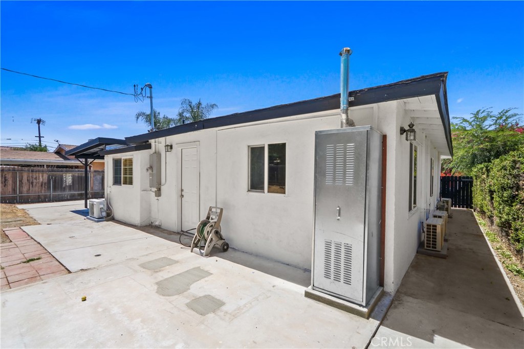 main property photo 23