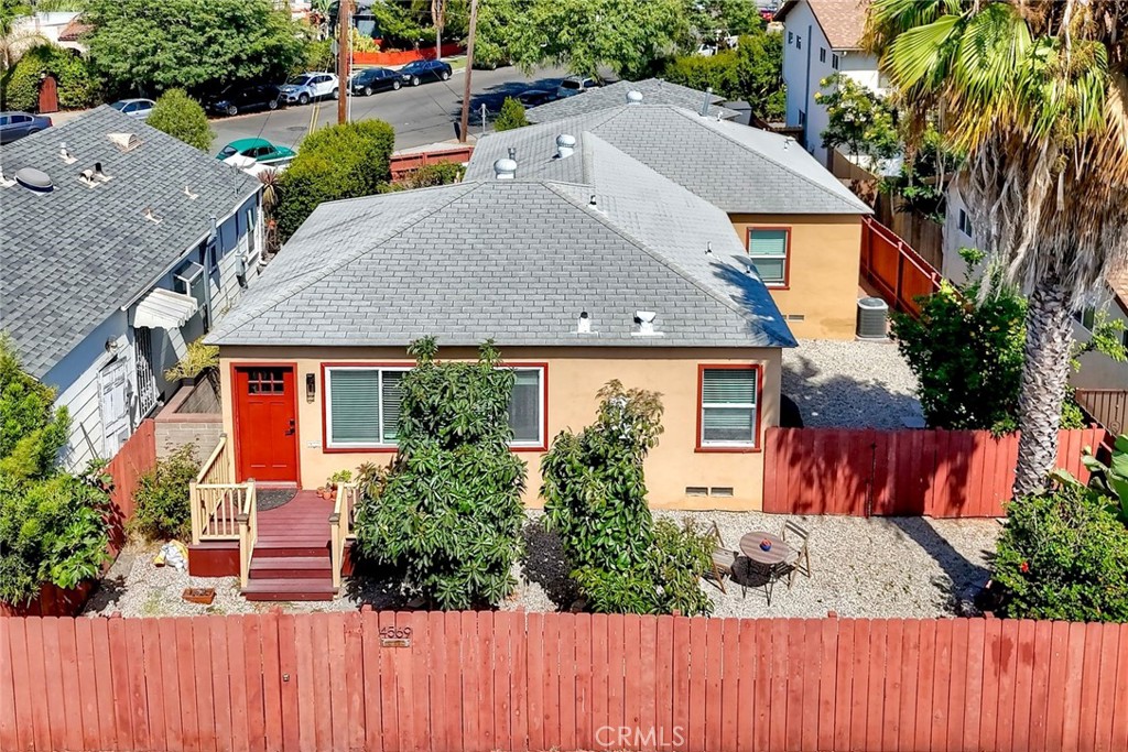 main property photo 10