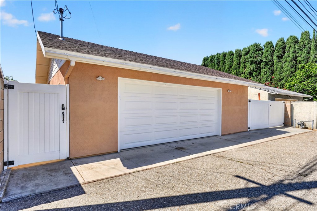 main property photo 59