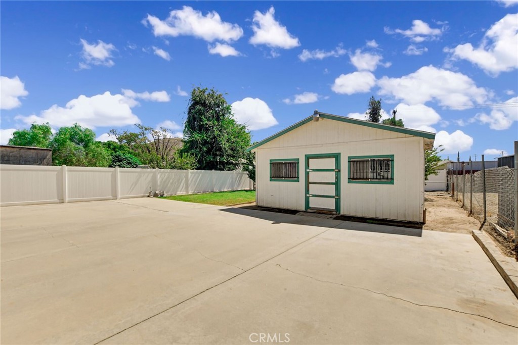 main property photo 43