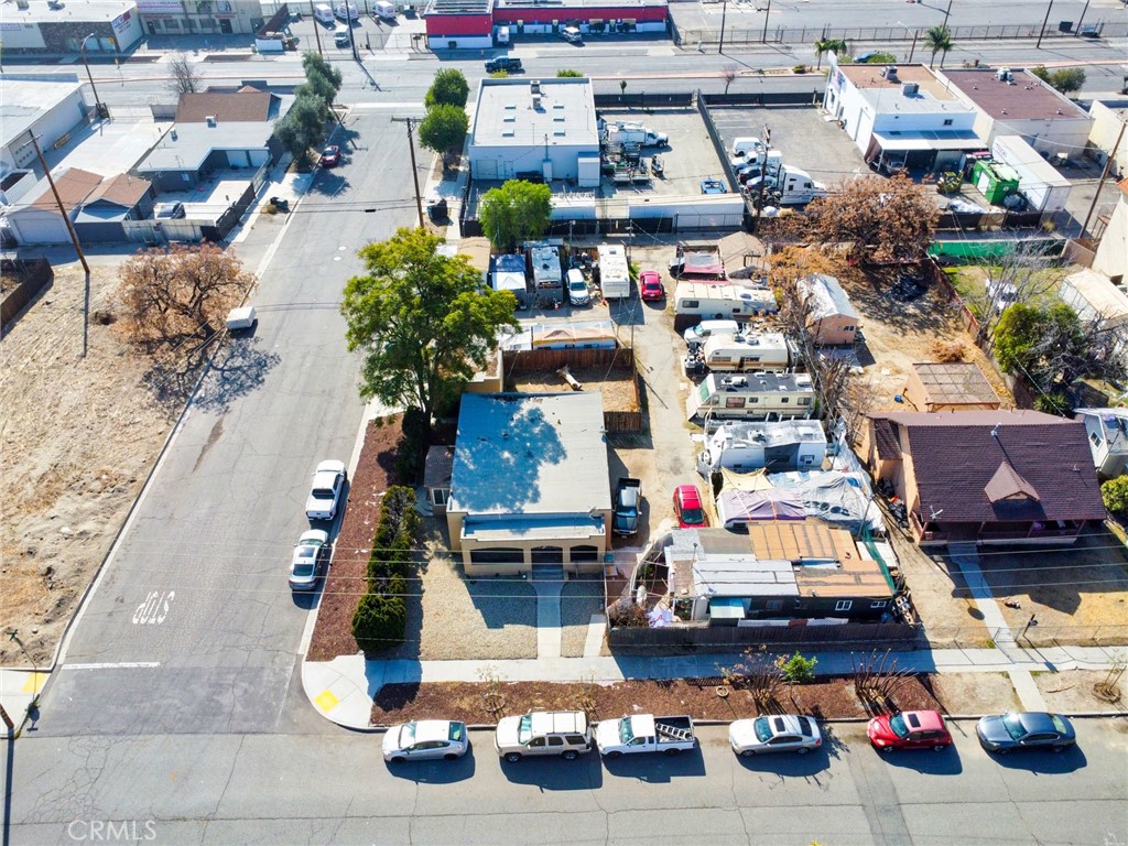 main property photo 15