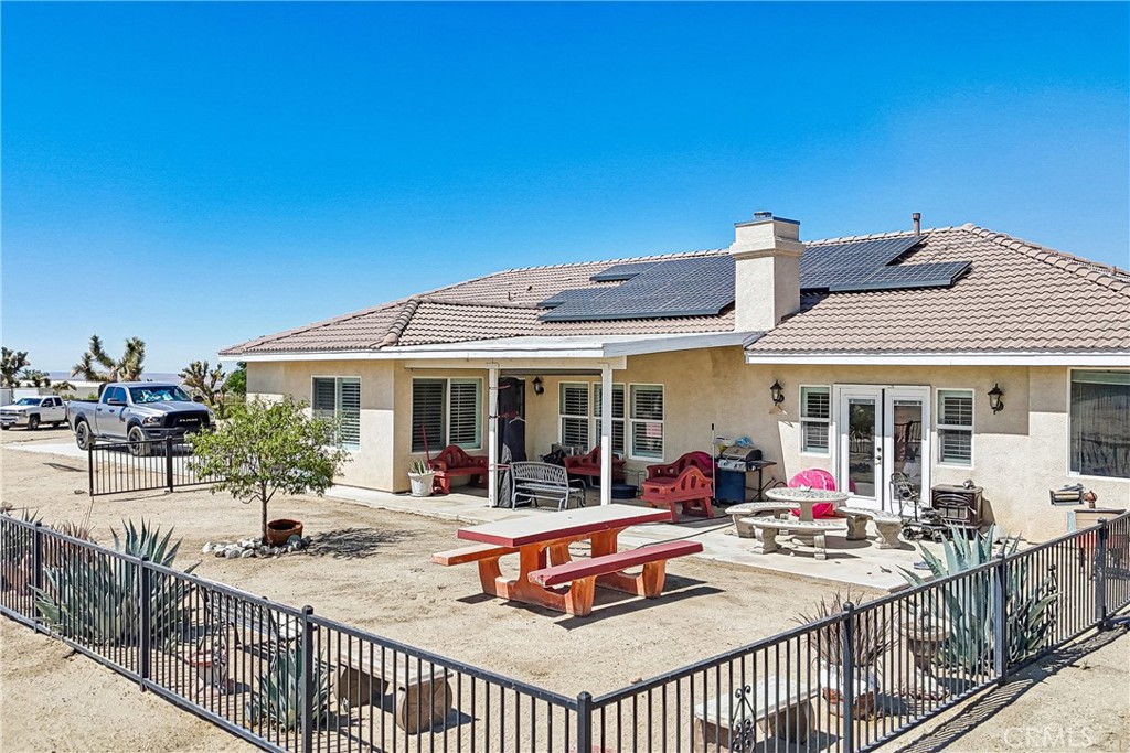 main property photo 30