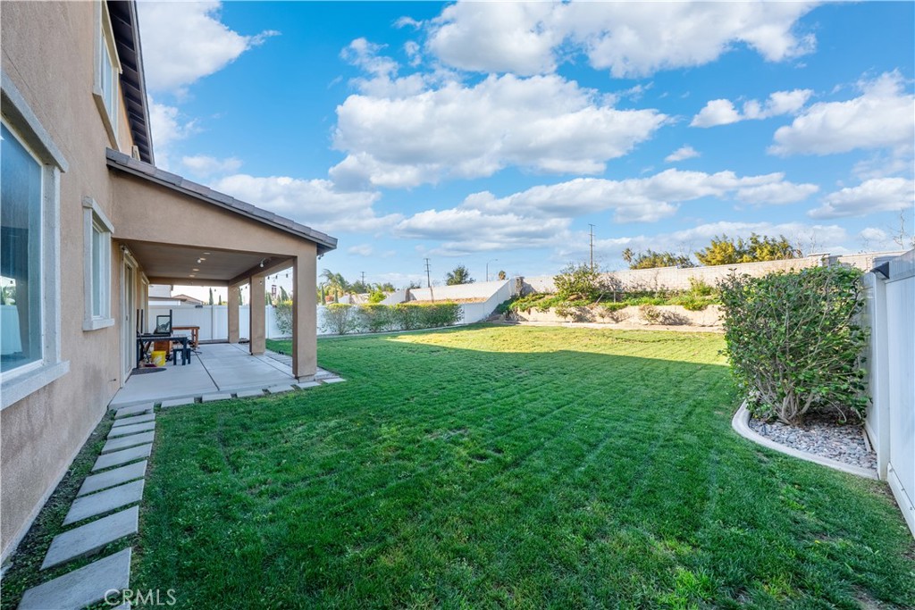 main property photo 45