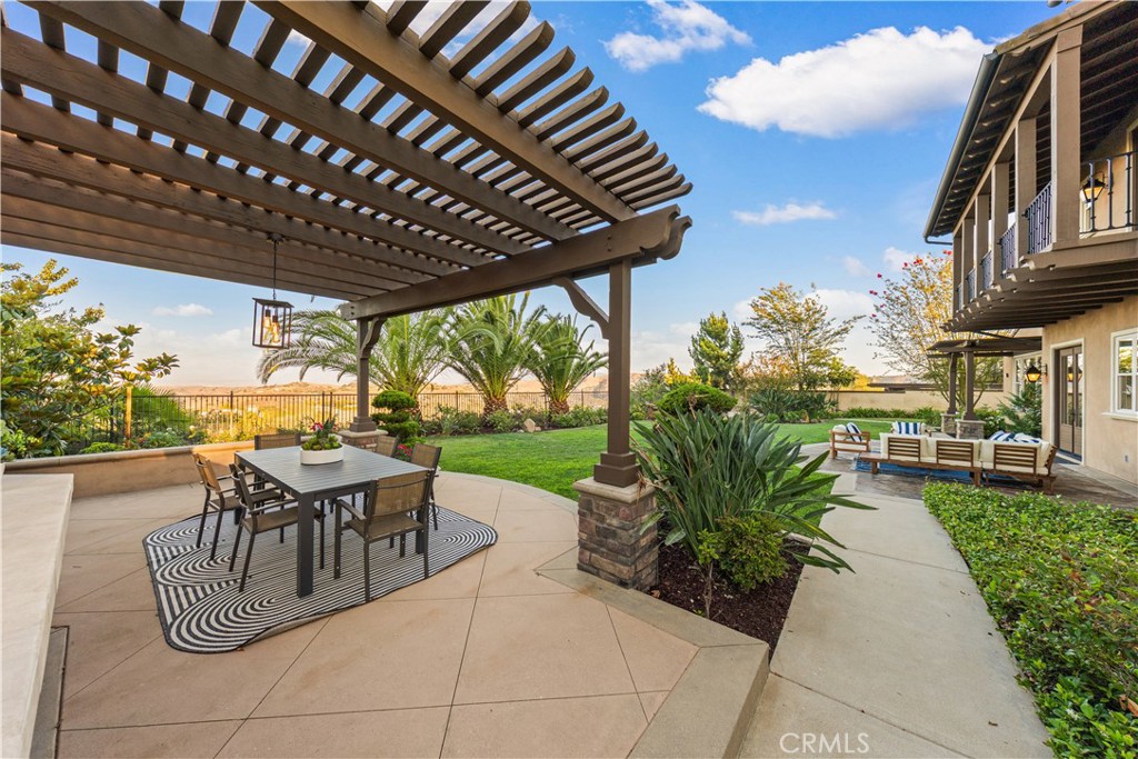 main property photo 45