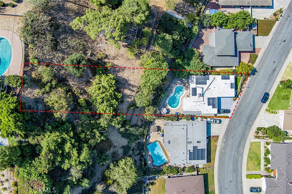main property photo 41