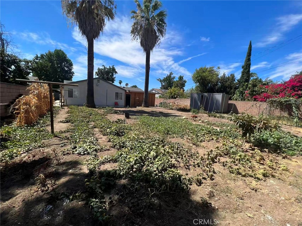 main property photo 10