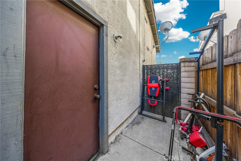 main property photo 12