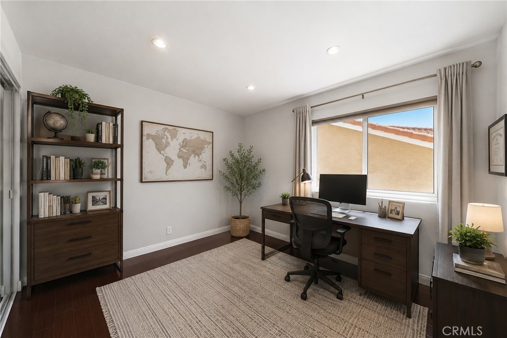 main property photo 50