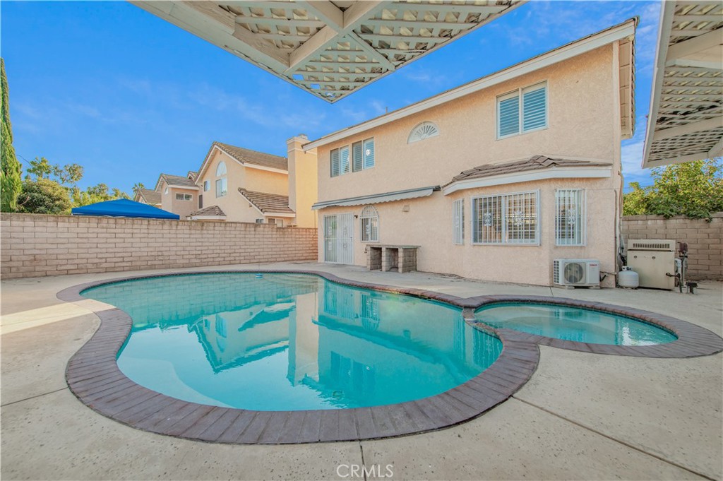 main property photo 26