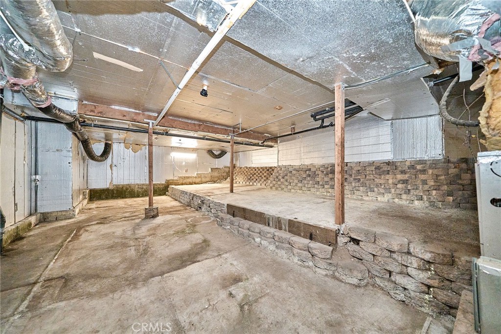 main property photo 70