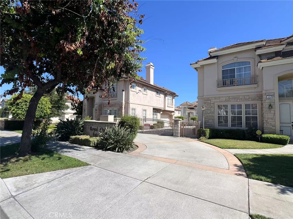 main property photo 34