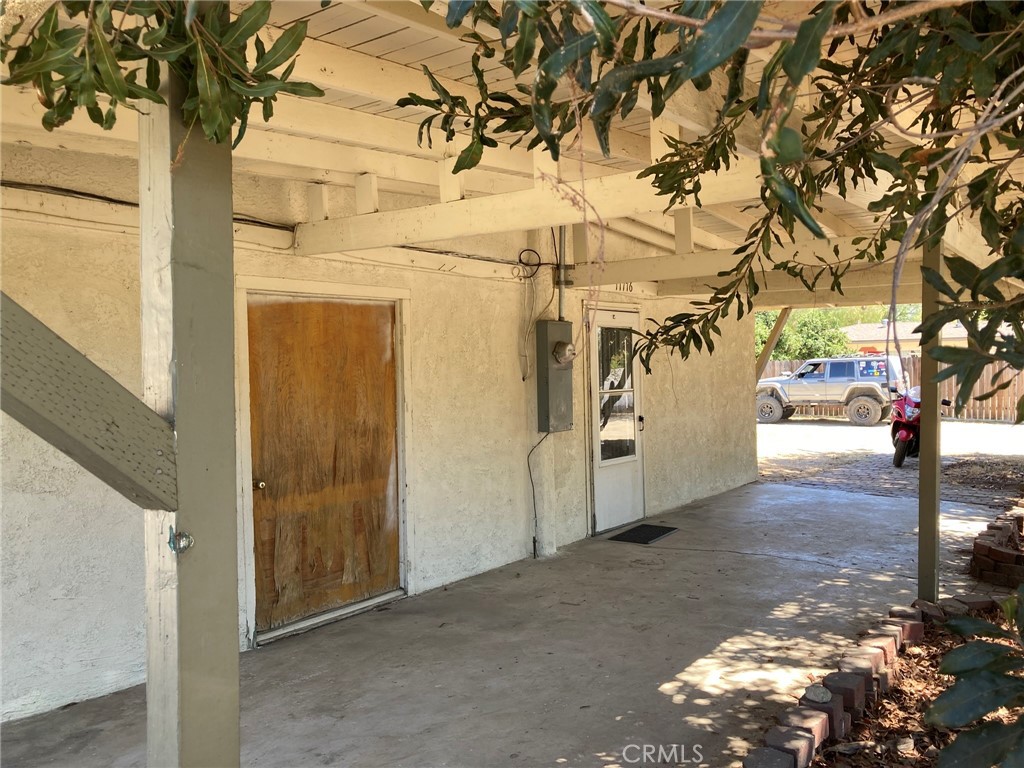 main property photo 13
