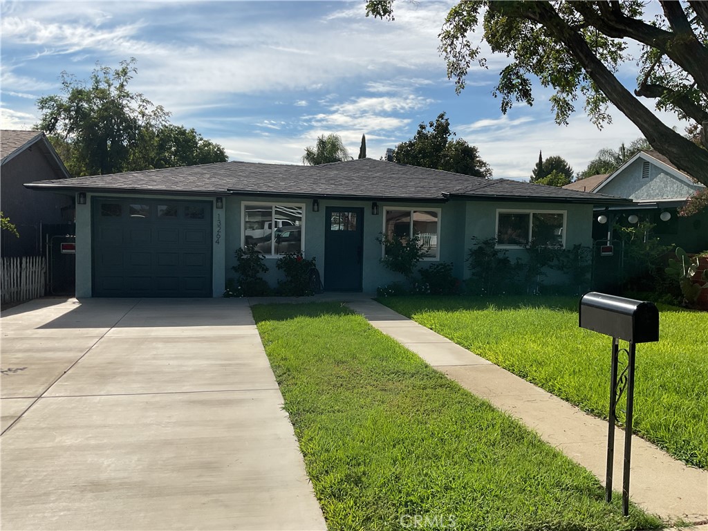 main property photo 2