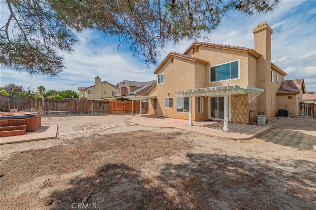 main property photo 37