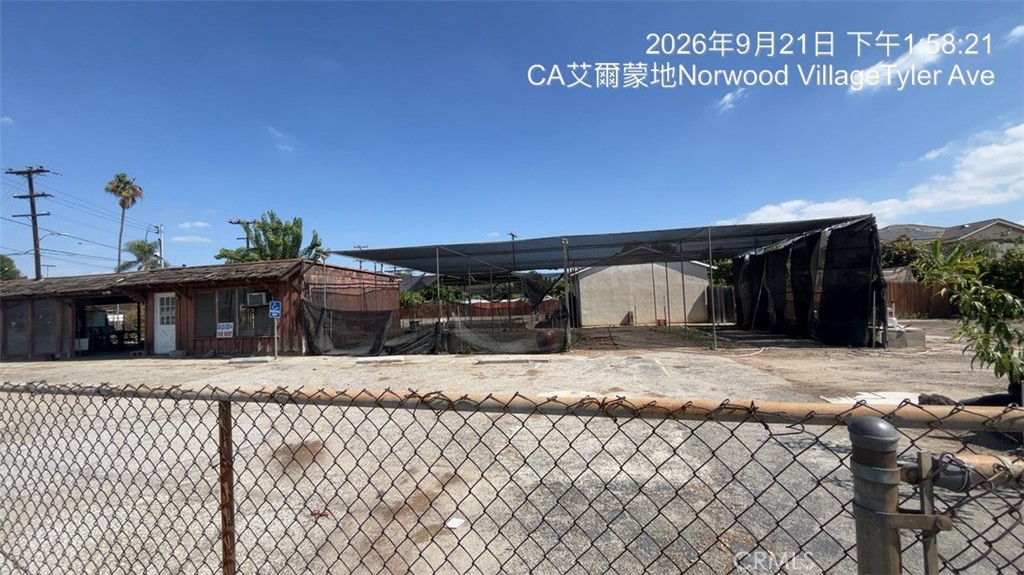 main property photo 8