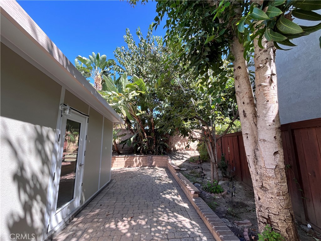 main property photo 50