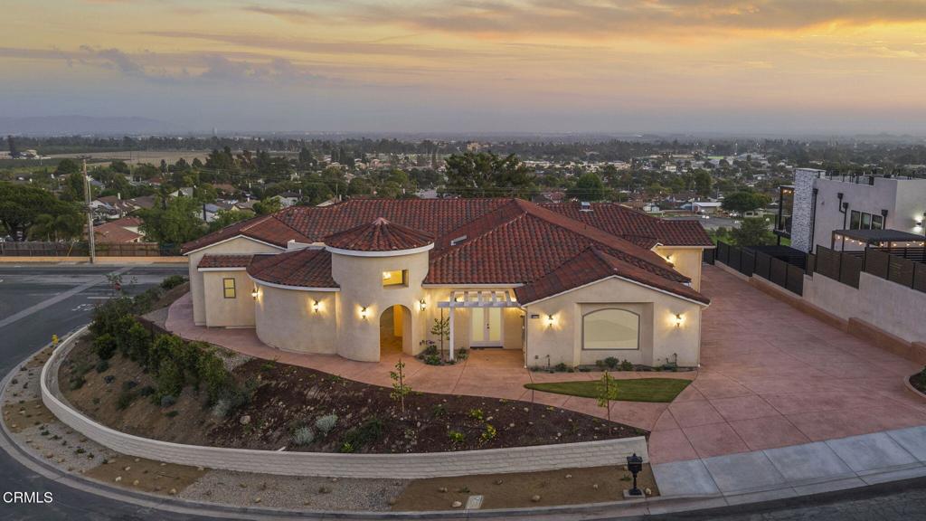 main property photo 45
