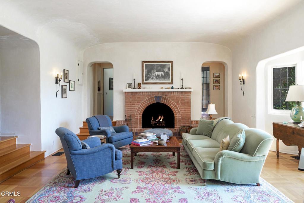 main property photo 10