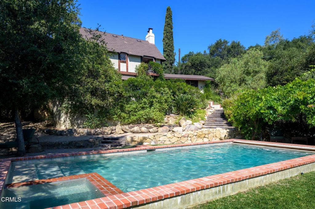 main property photo 14