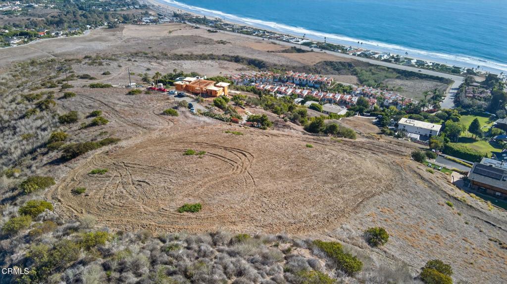 main property photo 13