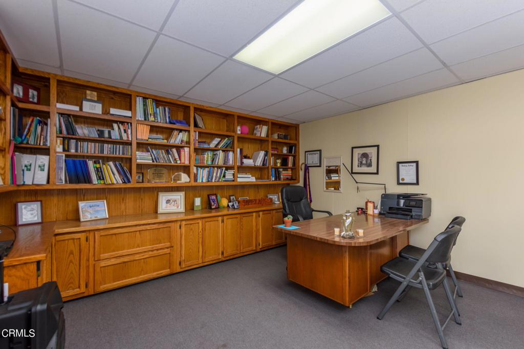 main property photo 31