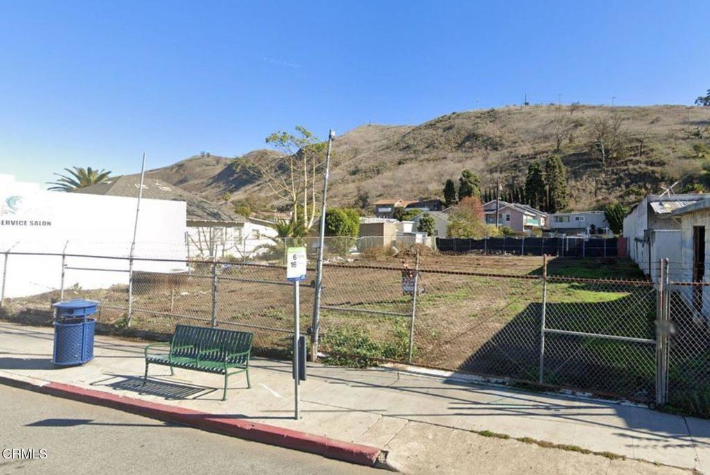 main property photo 4