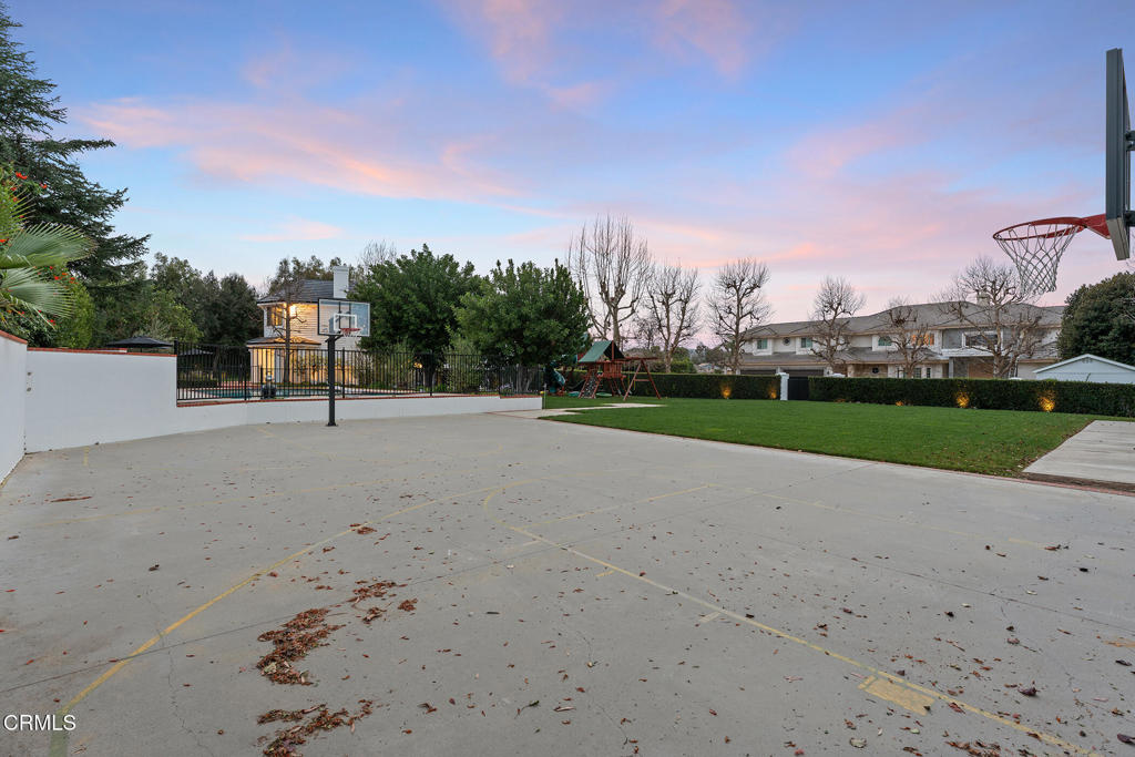 main property photo 49