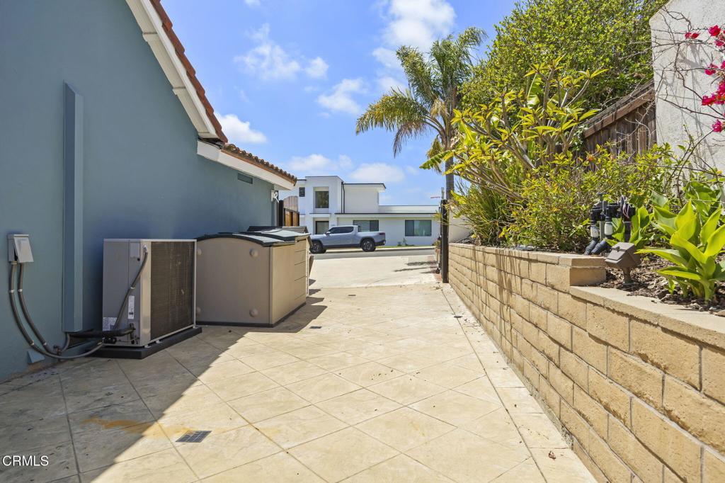main property photo 60